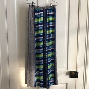 Fun lightweight pants for spring/ summer Size M